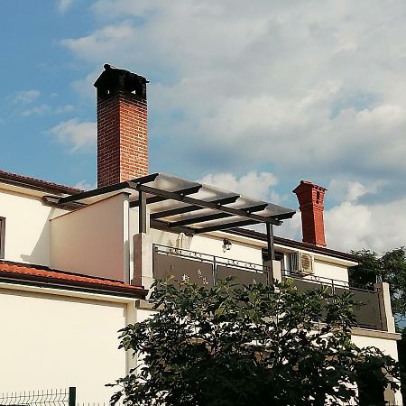 Apartmani Roberta Jurdani Exterior foto
