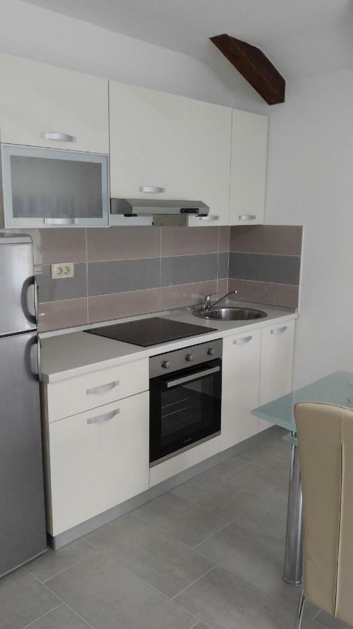 Apartmani Roberta Jurdani Exterior foto